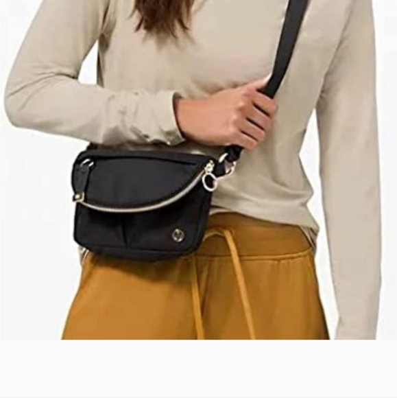 lululemon athletica Bags Lululemon Black Festival 5l Crossbody Bag